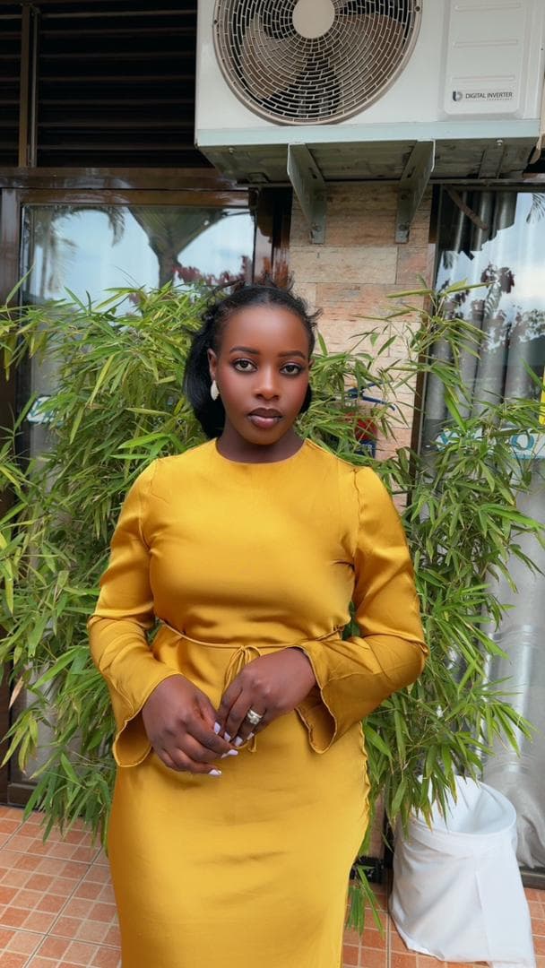 UMUGWANEZA Adeline